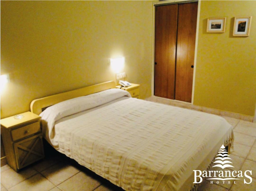 Hotel Barrancas San Pedro Сан Педро Екстериор снимка